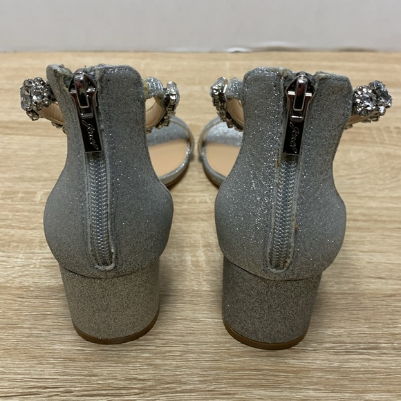 Jewel Badgley Mischka Heels - Picture 4 of 12